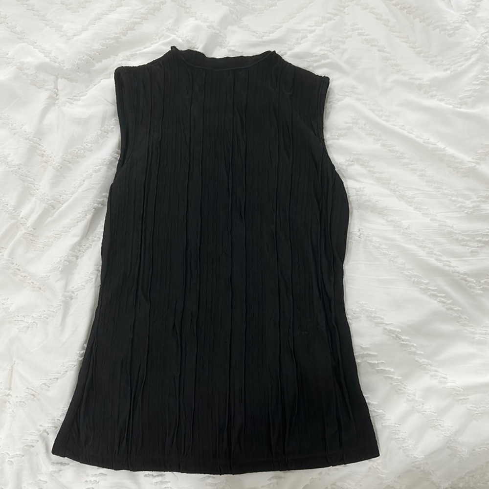Shein black vertical ruffled tank top